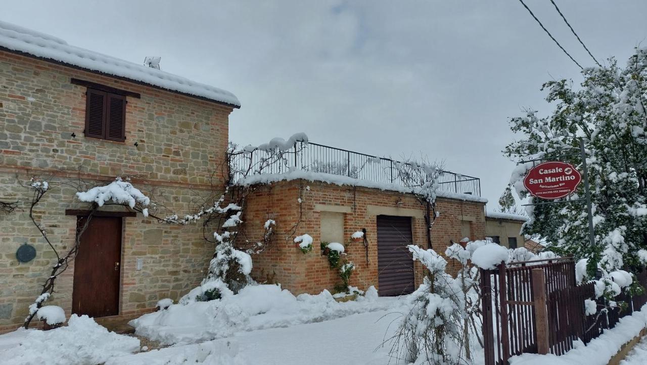 Casale San Martino Agriturismo Bio Sant'Angelo in Pontano Exterior photo